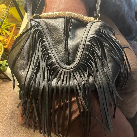 🆕Exquisitely BOHO black faux leather purse is back in stock!! Price dropped NWT. - Picture 9 of 15